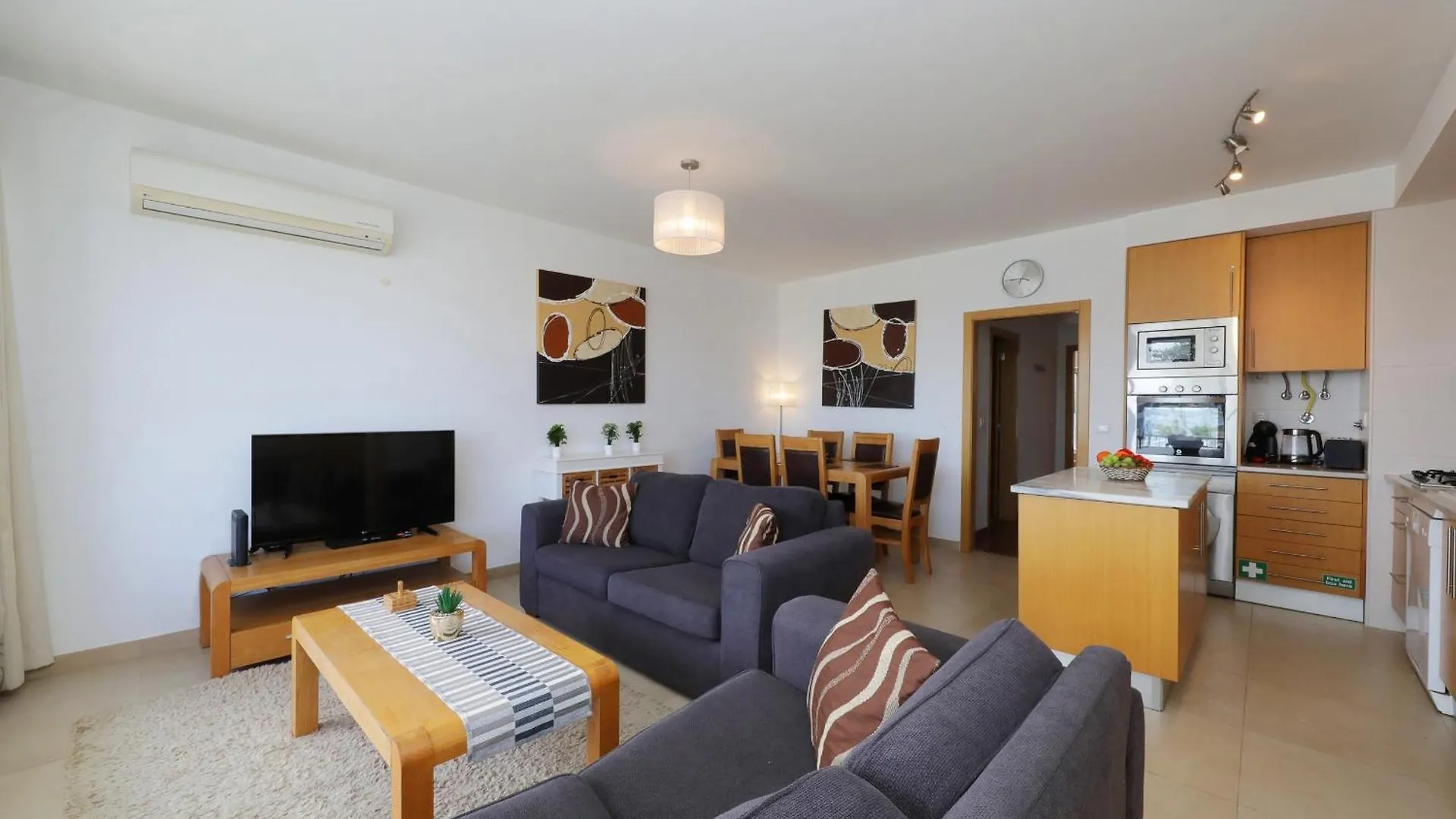 Apartment Vista Mar-Beach 1Km, Shared Pool Fuzeta
